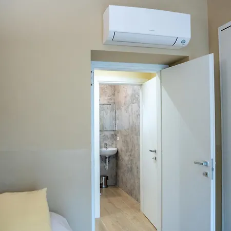 Top Rooms Torino 4* Turin
