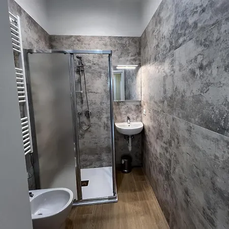 Top Rooms Torino Affittacamere 3*